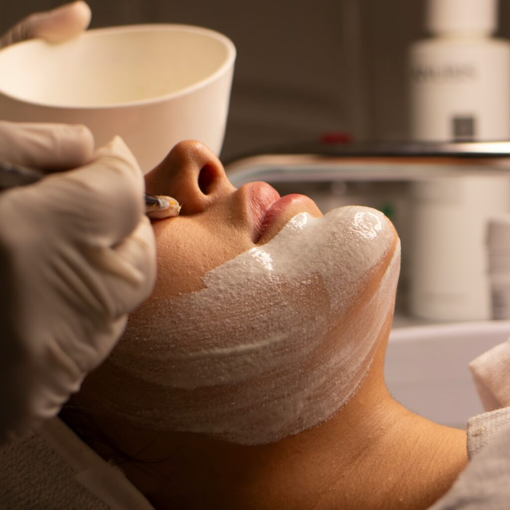 Skin cleanup service in Patna for deep cleansing and fresh skin